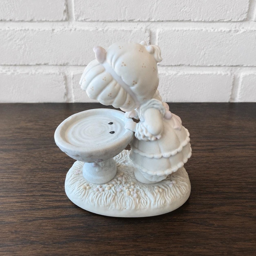 Vintage 1990 Precious Moments Figurine - Reflection of His Love - Enesco 522279